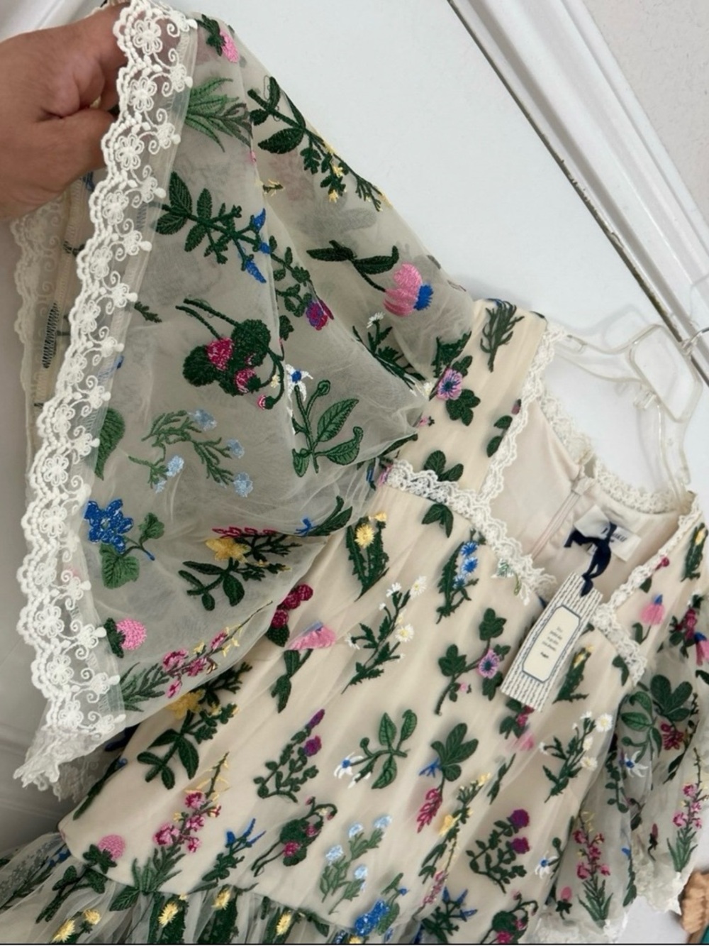 JESSAKAE Floral Dress, New With Tag, Size 1X,
Color Light Beige. - Picture 3 of 12